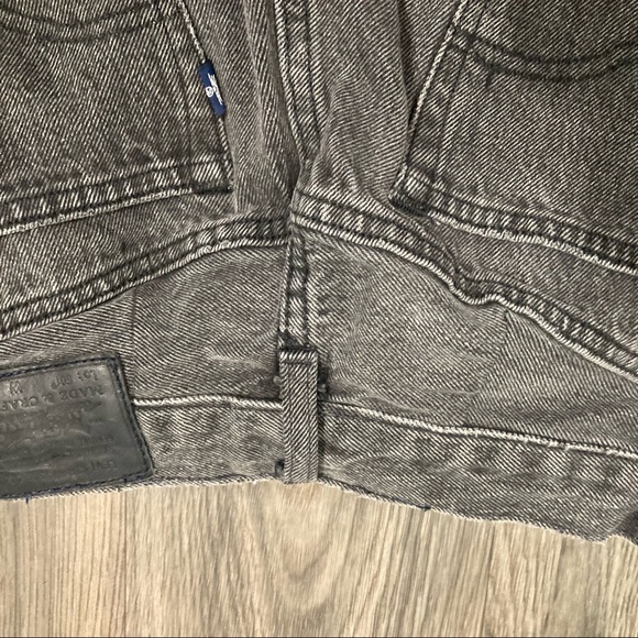 Levi’s 501 pants tailored (size 30 hip, size 27 waist) - Picture 4 of 4